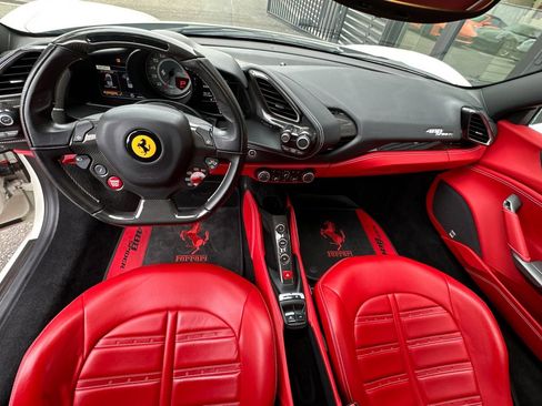 Used 2017 Ferrari 488 Spider image 6