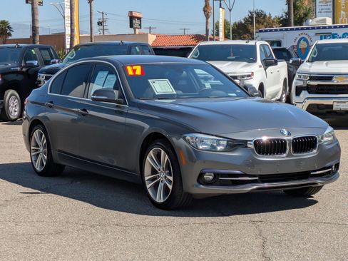 Used 2017 BMW 330i Sedan image 3