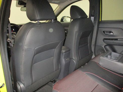 New 2026 Nissan Kicks SR w/ Cold Weather Package image 17