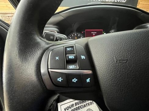 Used 2020 Ford Explorer XLT w/ Equipment Group 202A AWD/4WD image 22