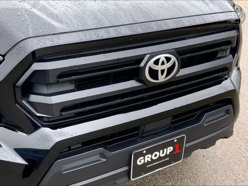 Used 2025 Toyota Tacoma SR image 27