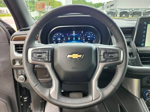 Used 2024 Chevrolet Tahoe Premier AWD/4WD image 30