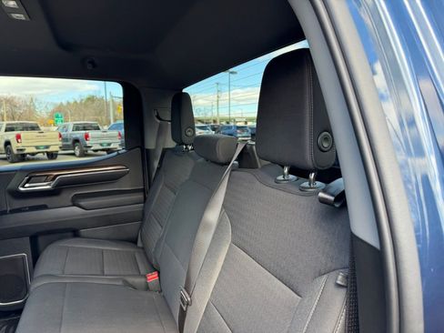 Certified 2023 Chevrolet Silverado 1500 LT AWD/4WD image 10