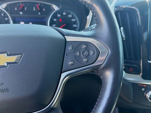 Used 2021 Chevrolet Traverse Premier image 27