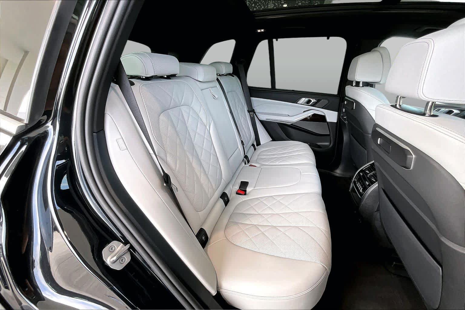 Used 2026 BMW X5 sDrive40i RWD image 21