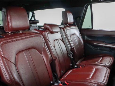 Used 2023 Ford Expedition Max Limited image 32
