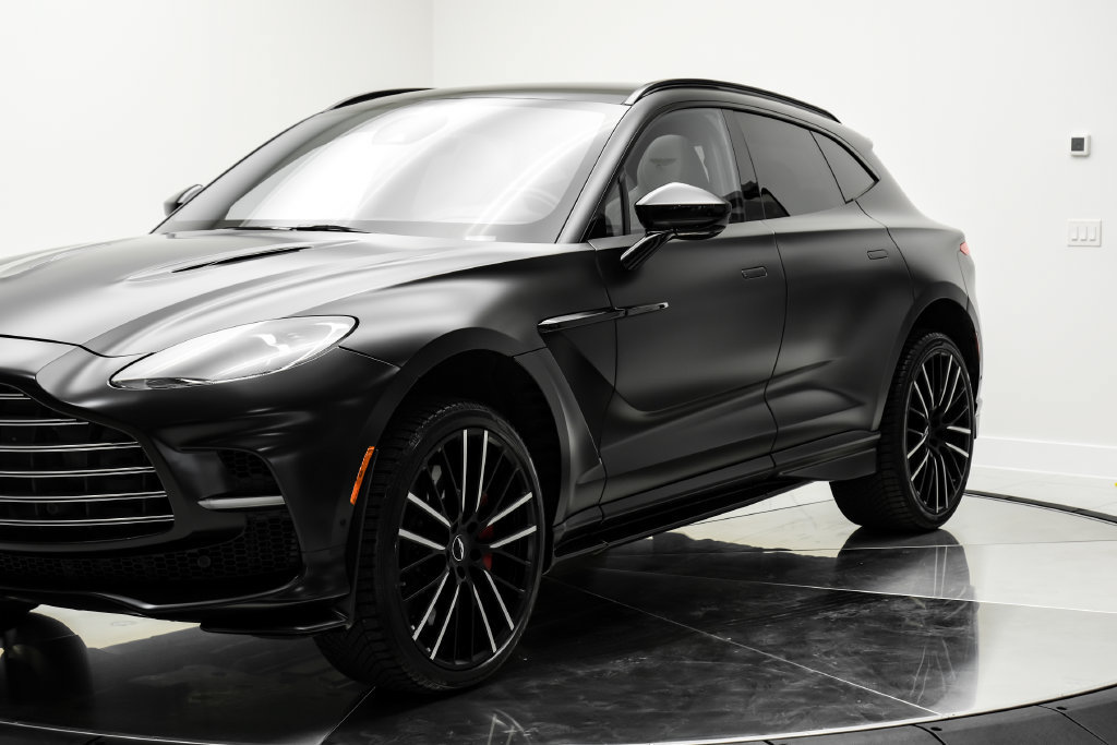 Used 2023 Aston Martin DBX 707 AWD/4WD image 3
