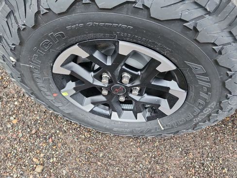 New 2026 Jeep Wrangler Unlimited Rubicon image 10