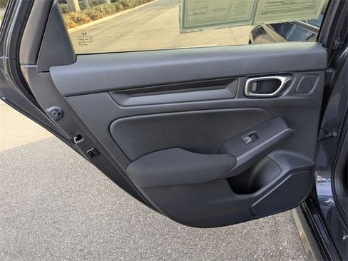 Certified 2025 Honda Civic Sport image 30