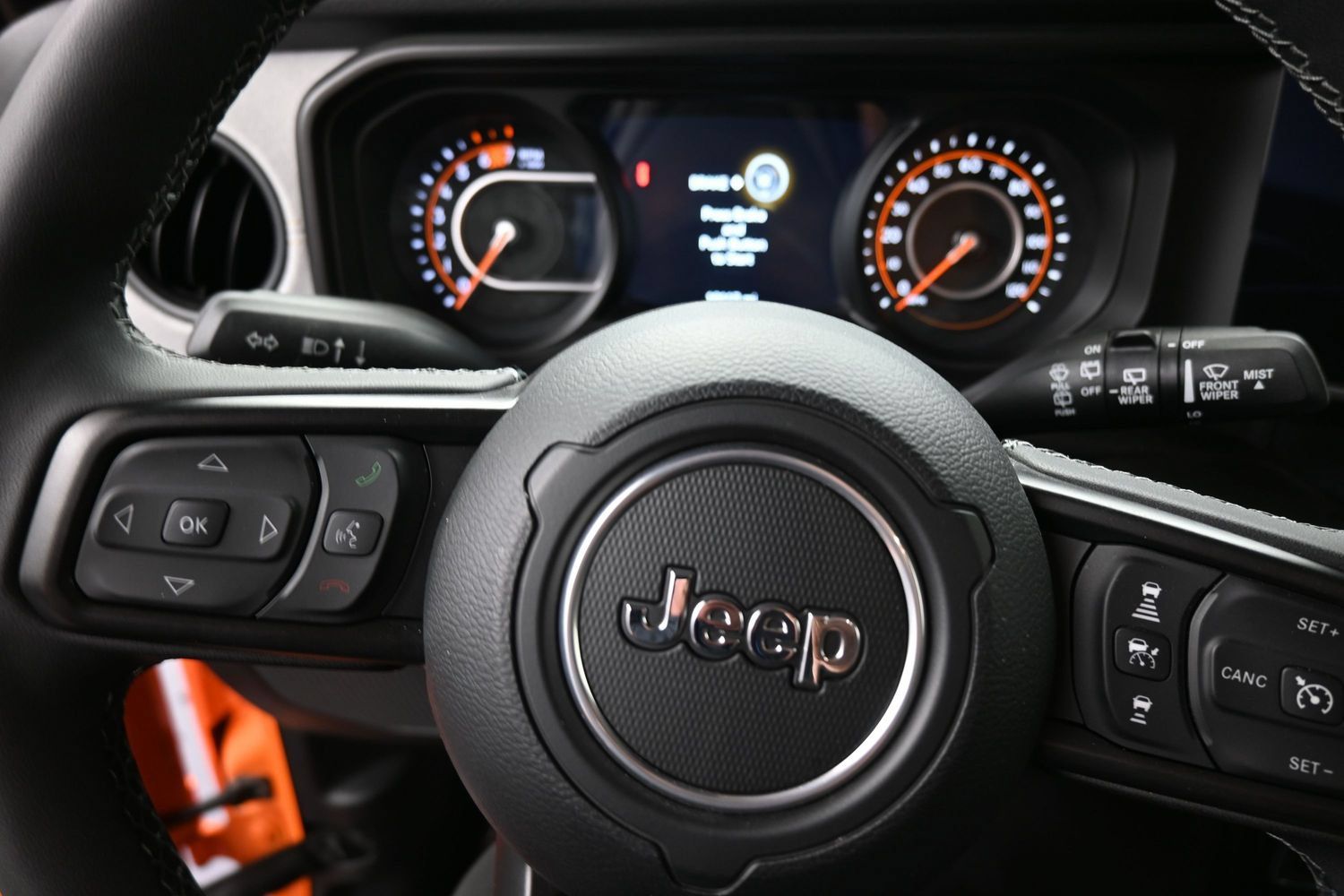 Used 2025 Jeep Wrangler Unlimited Sport AWD/4WD image 16