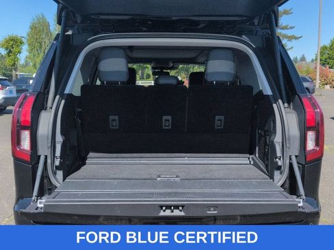 Certified 2025 Ford Expedition Active AWD/4WD image 26