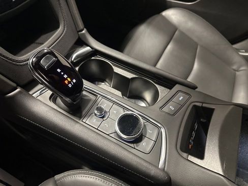 Used 2023 Cadillac XT6 Premium Luxury image 32