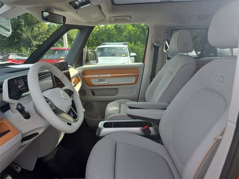 New 2025 Volkswagen ID. Buzz 1st Edition image 20