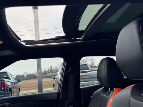 Used 2016 Hyundai Veloster Turbo w/ Option Group 04 image 26