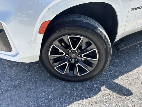 Used 2022 Chevrolet Tahoe Z71 w/ Luxury Package image 13