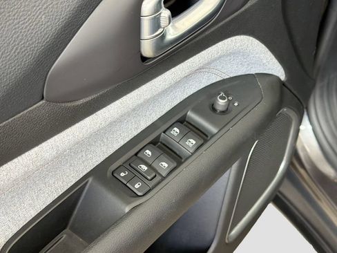 Used 2022 Jeep Compass Latitude AWD/4WD image 18