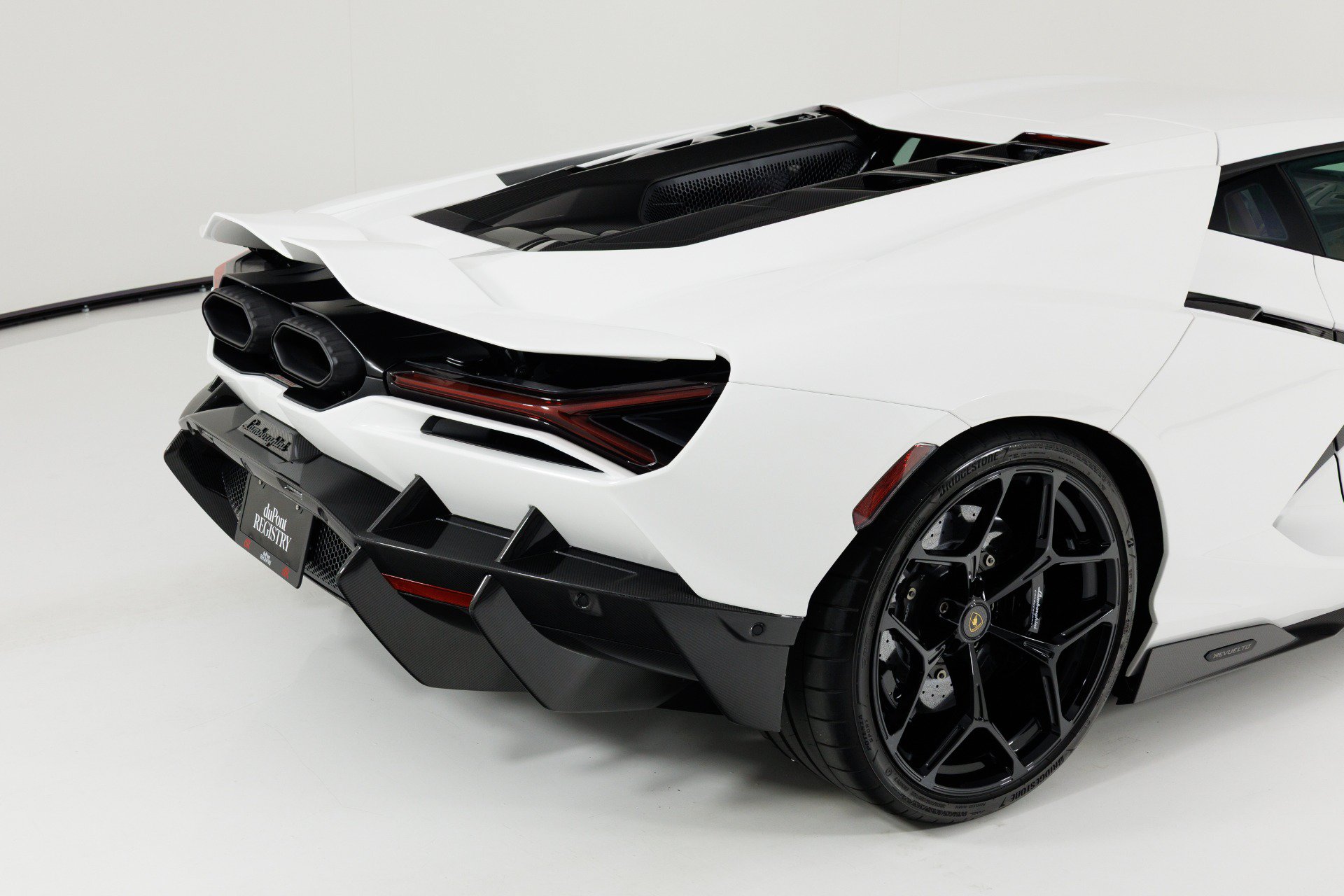 Used 2024 Lamborghini Revuelto AWD/4WD image 81
