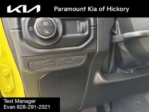 Used 2024 Jeep Gladiator Mojave w/ Technology Group image 21