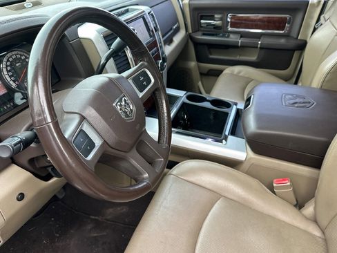 Used 2011 RAM 2500 Laramie w/ Protection Group image 11