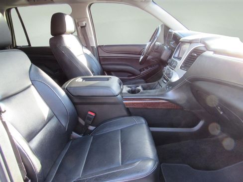 Used 2018 GMC Yukon SLT w/ Open Road Package image 34