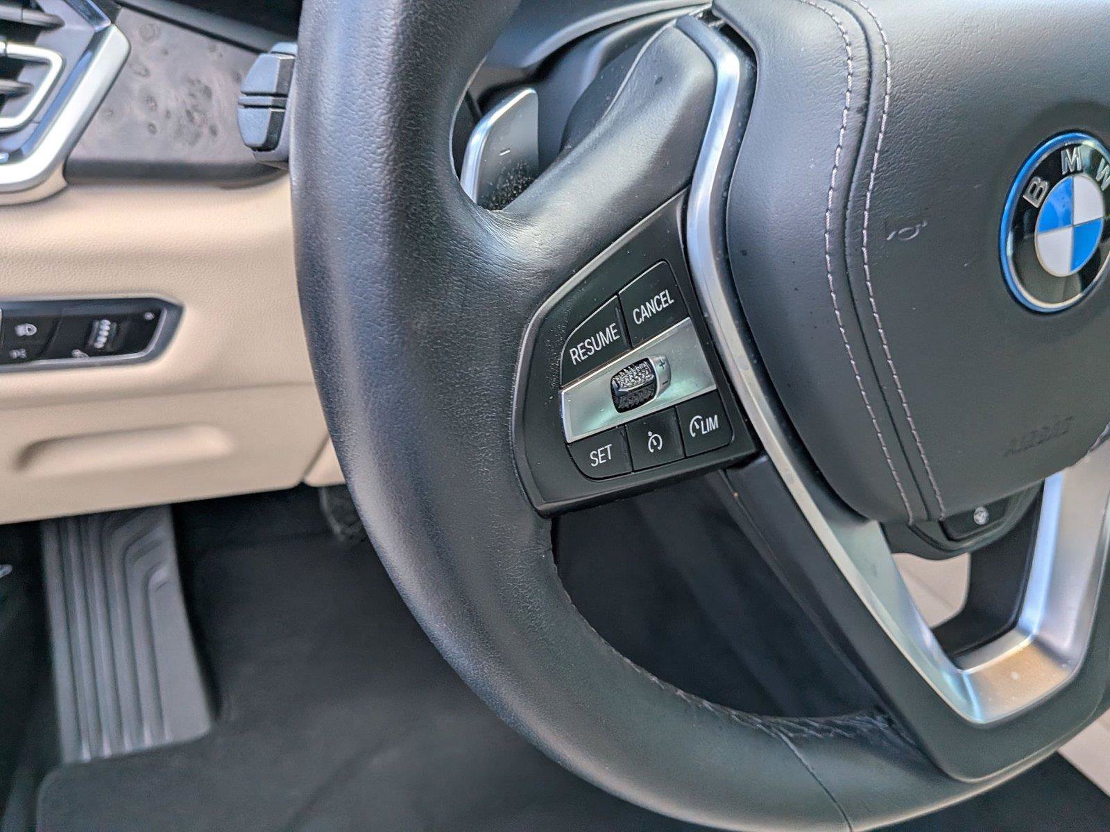 Used 2022 BMW X5 xDrive45e w/ Executive Package AWD/4WD image 19