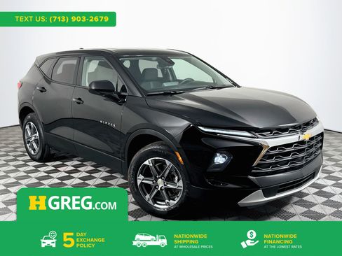 Used 2026 Chevrolet Blazer LT FWD image 1