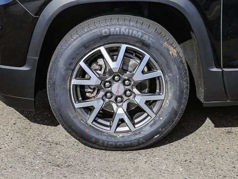 Used 2020 GMC Acadia SLE FWD image 11
