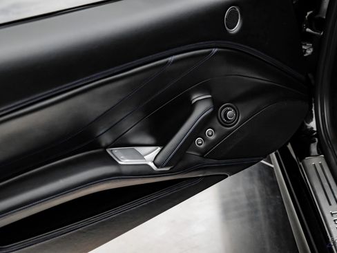 Used 2016 Ferrari California T image 81