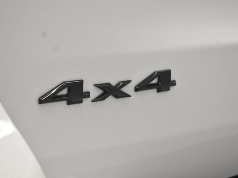 Used 2021 Jeep Grand Cherokee Altitude image 16