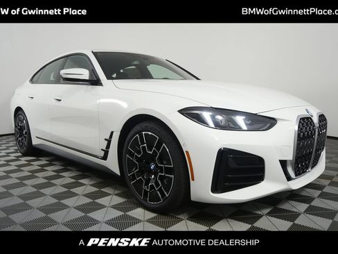 New 2026 BMW 430i w/ M Sport Package RWD image 1