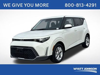 Certified 2024 Kia Soul LX w/ Option Group 015