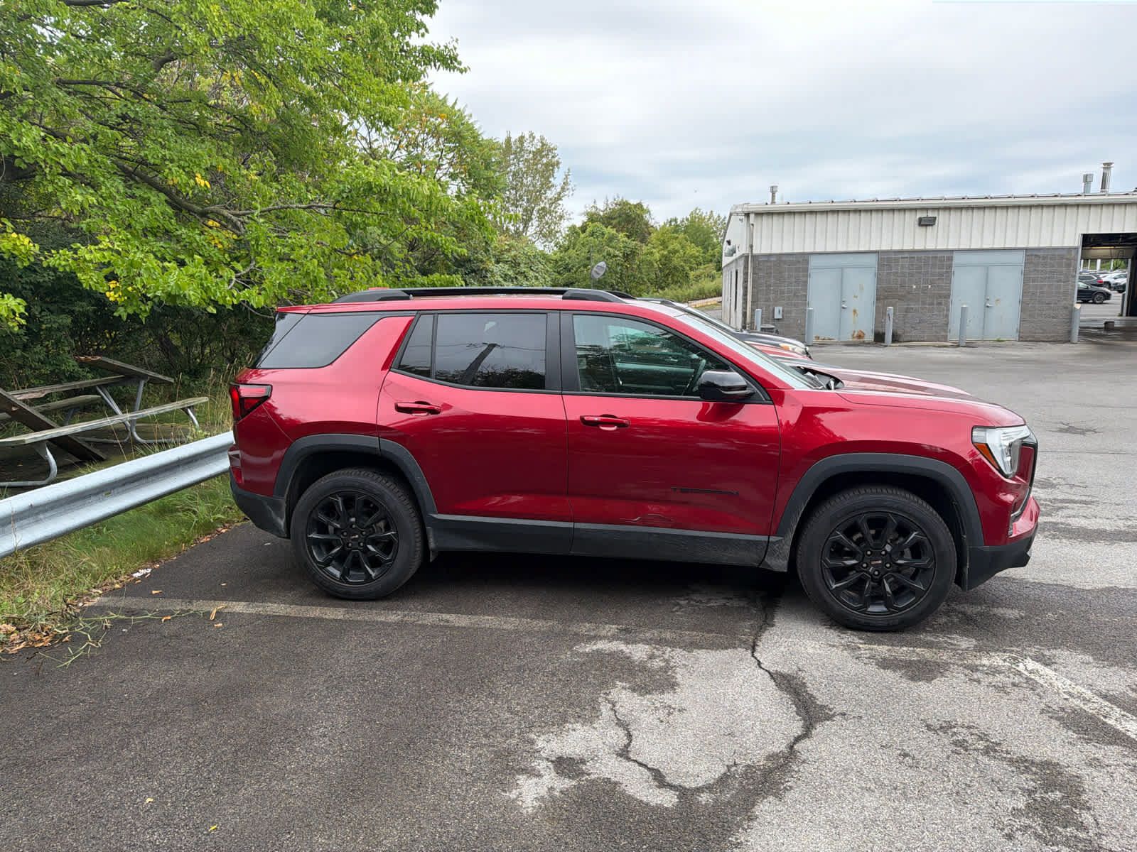 Used 2025 GMC Terrain Elevation w/ Black Edition AWD/4WD image 21