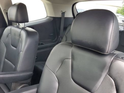 Used 2022 Kia Telluride S AWD/4WD image 11