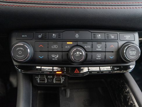 Used 2024 Dodge Durango R/T AWD/4WD image 21