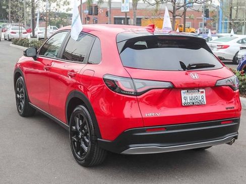 Used 2024 Honda HR-V Sport image 7