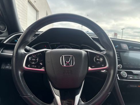 Used 2019 Honda Civic Sport image 17