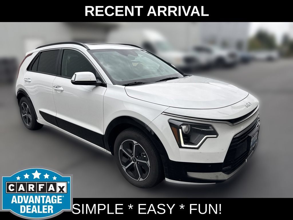 Used 2025 Kia Niro FWD image 1