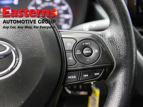 Used 2024 Toyota Corolla LE FWD image 16