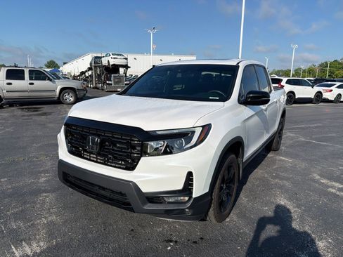 Used 2024 Honda Ridgeline Black Edition image 2