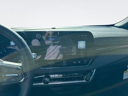 New 2026 Chevrolet Equinox RS w/ Convenience Package III image 16