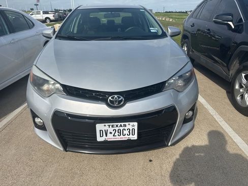 Used 2014 Toyota Corolla S Premium w/ Driver Convenience Package FWD image 6