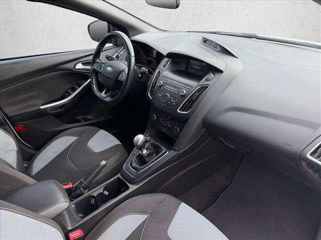 Used 2018 Ford Focus ST FWD image 23