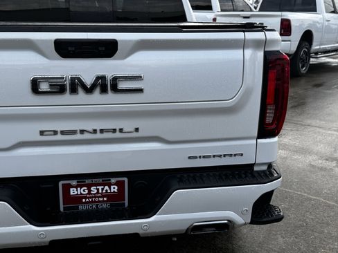 Used 2024 GMC Sierra 1500 Denali Ultimate AWD/4WD image 10