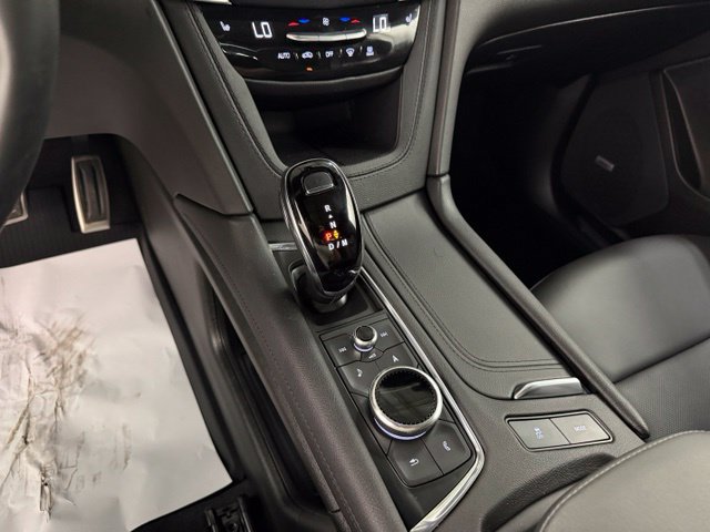 Used 2025 Cadillac XT5 Sportv w/ LPO, Floor Liner Package AWD/4WD image 24