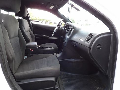 Used 2020 Dodge Charger Police w/ Street Appearance Group image 11
