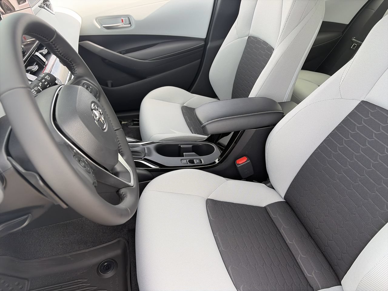 New 2027 Toyota Corolla SE FWD image 19