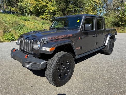 Used 2021 Jeep Gladiator Mojave image 2