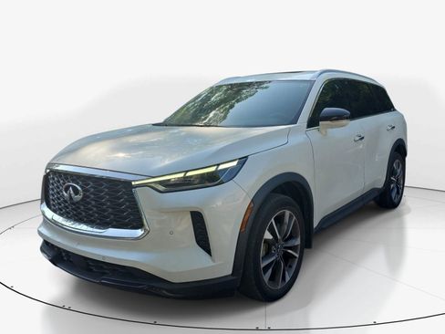 Used 2023 INFINITI QX60 Luxe w/ Performance Audio Package FWD image 8