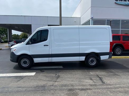 Used 2024 Mercedes-Benz Sprinter 2500 image 6