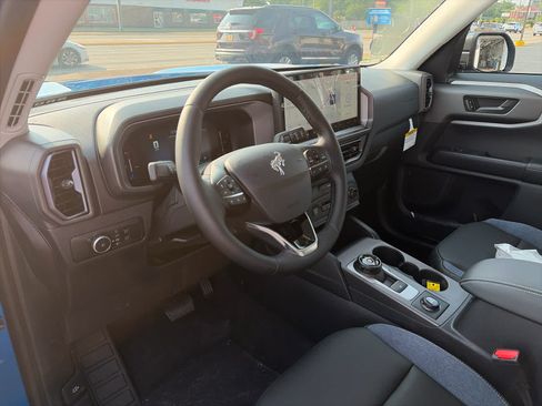 New 2026 Ford Bronco Sport Outer Banks AWD/4WD image 13